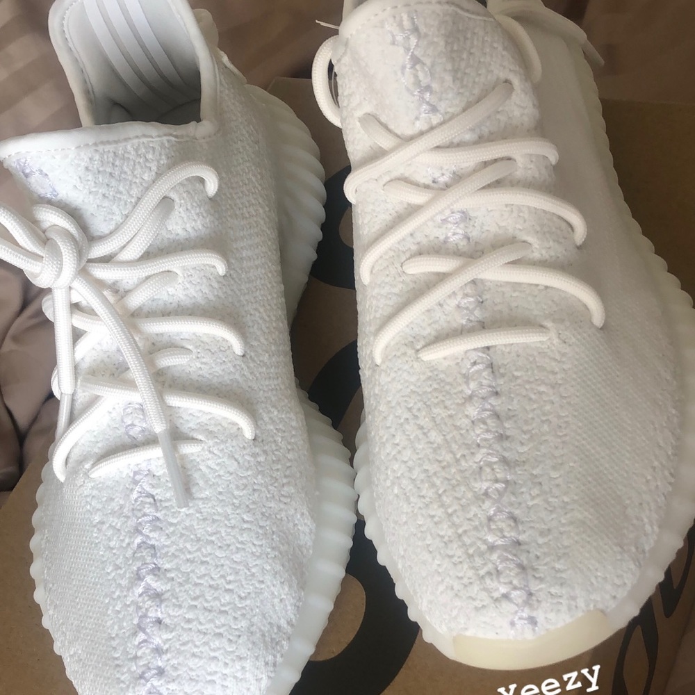 Yeezy triple white